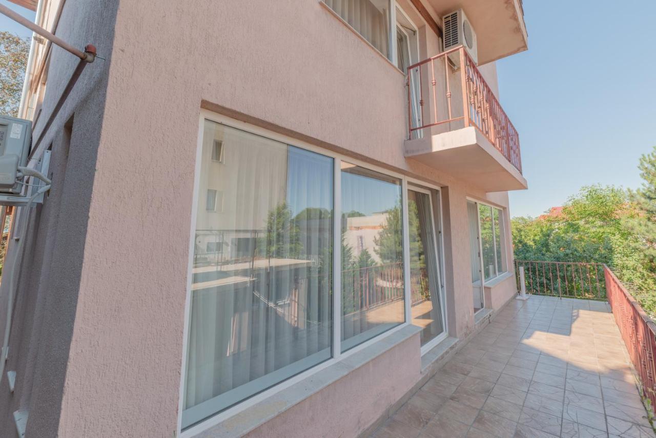 Casa Zorilor Apartment *