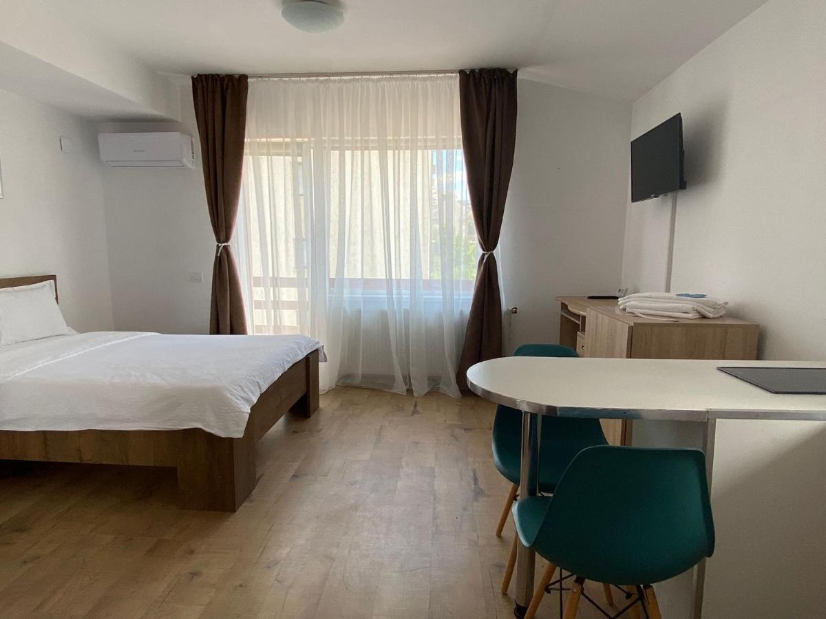 Casa Zorilor Apartment *